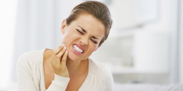 Inilah 4 Bukti Stres Bisa Membuat Gigi dan Mulut Bermasalah