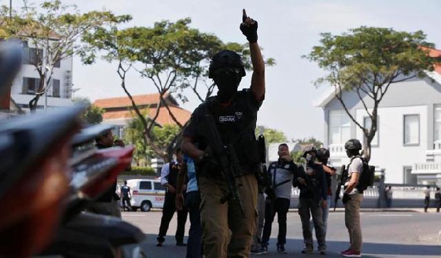 4 Polisi dan 6 Warga Jadi Korban Luka Bom di Polrestabes Surabaya