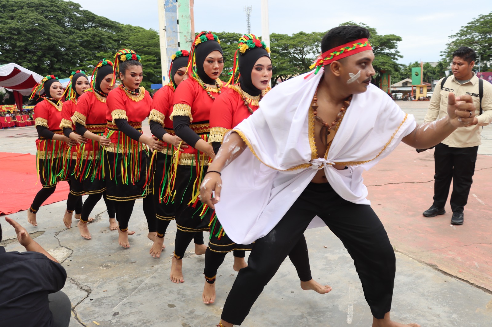 Polres Inhu Tampilkan Beragam Seni Budaya dalam HUT Bhayangkara ke-77