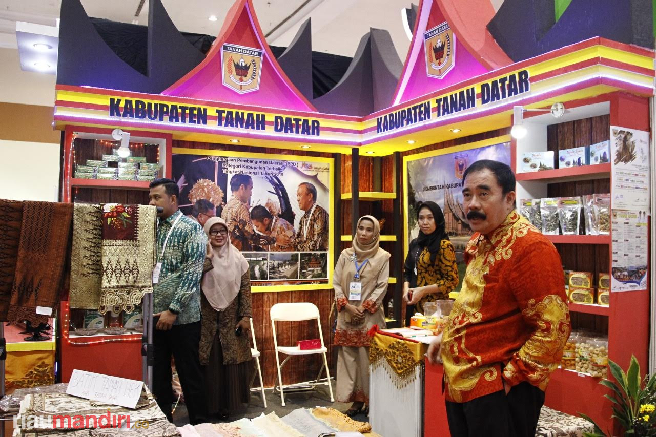 Reydonnyzar Moenek: Apkasi Otonomi Expo 2019 Media Efektif Promosikan Potensi Daerah