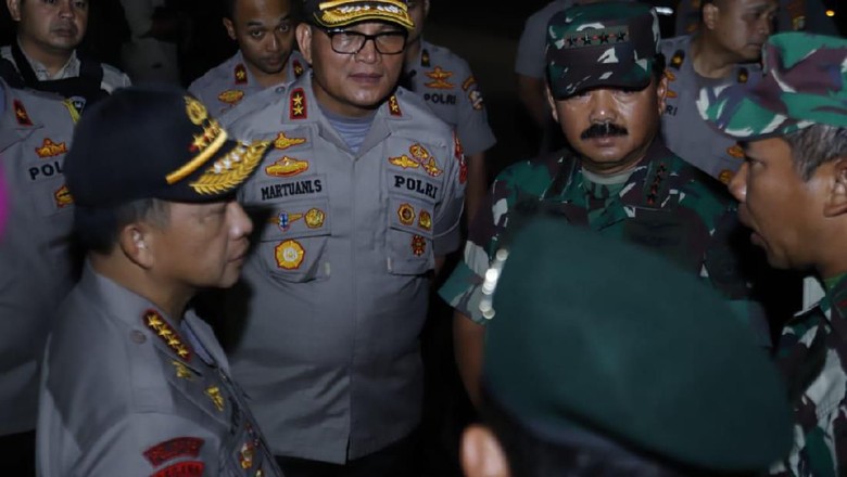 Usai Demo Ricuh, Panglima TNI dan Kapolri Tinjau Gedung DPR 