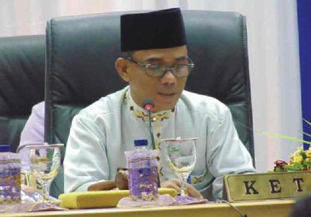 Ahmad Fikri, Repol dan Januar Kembalikan Formulir