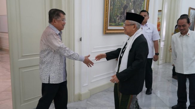 JK Kenalkan Staf Istana Wakil Kepresidenan ke Maruf Amin