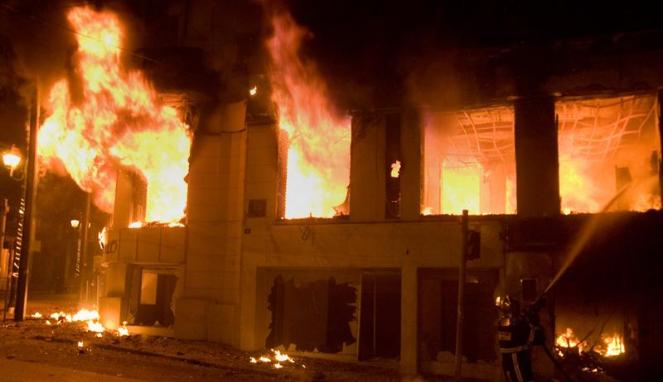 Rumah Dinas Pastor Gereja Santo Yosep Terbakar