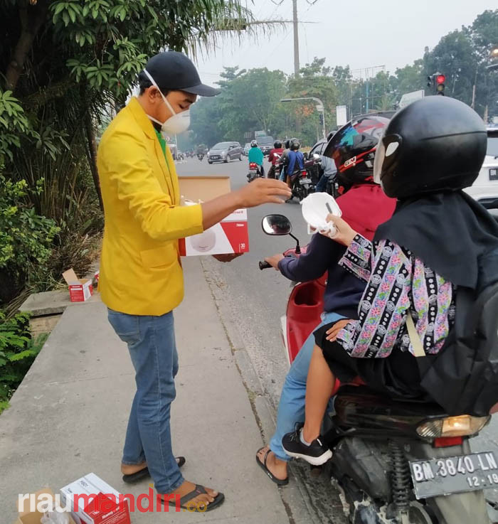 Sinar Mas Group Bagikan 50 Ribu Masker ke Masyarakat Riau, Hari Ini di Pekanbaru 