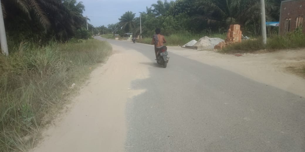 Warga Keluhkan Aktivitas Galian C di Kampung Tumang