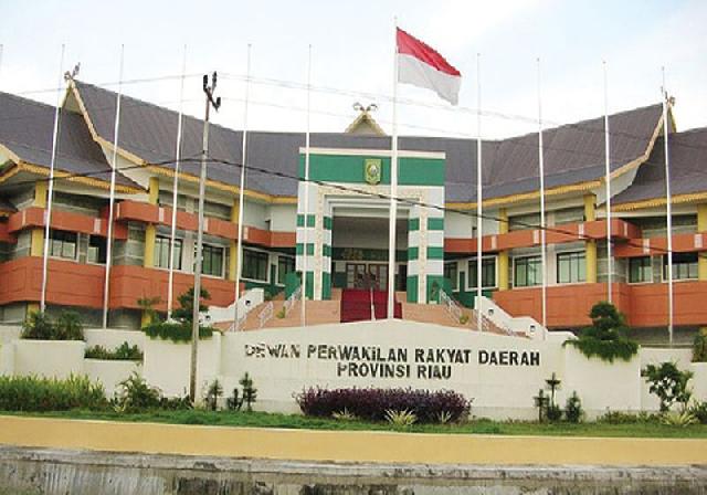 SK PAW Dua DPRD Riau Fraksi PDIP Selesai