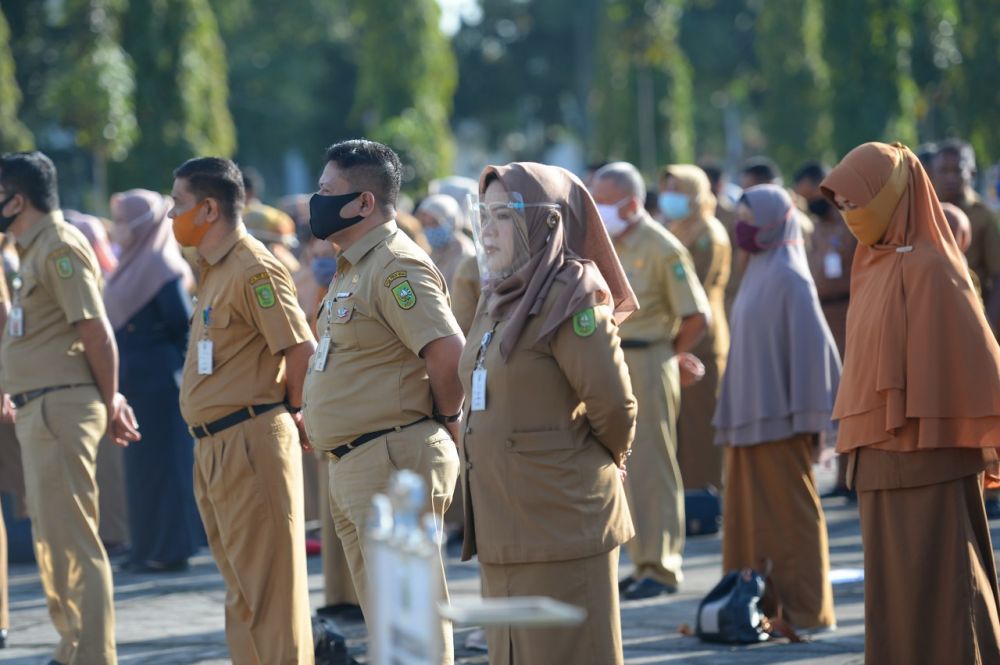 Cie... Cie... Gaji ke-13 PNS Pemprov Riau Cair