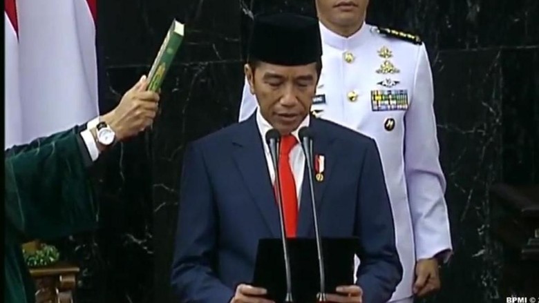 Resmi Jadi Presiden dan Wapres, Ini Sumpah yang Diucapkan Jokowi-Ma'ruf Saat Dilantik