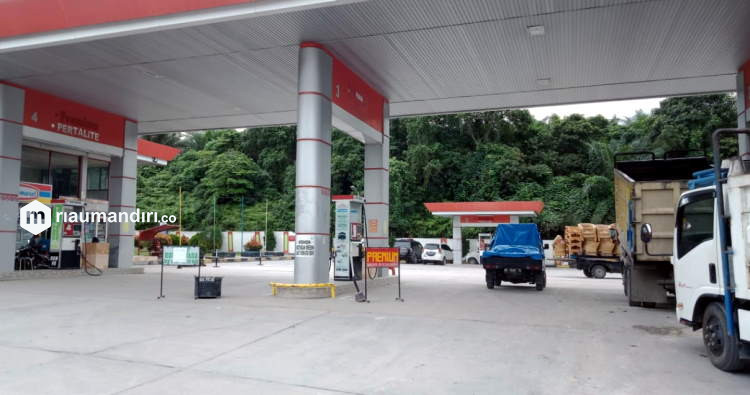 Selalu Tak Ada Premium, SPBU Tasik Seminai Siak Dikeluhkan Warga