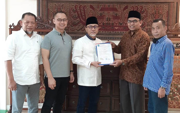 Edi Sepen-Zainal Terima SK DPP PAN, Zulmizan: Koalisi PAN-PKS Lahirkan Kekuatan Besar di Dumai