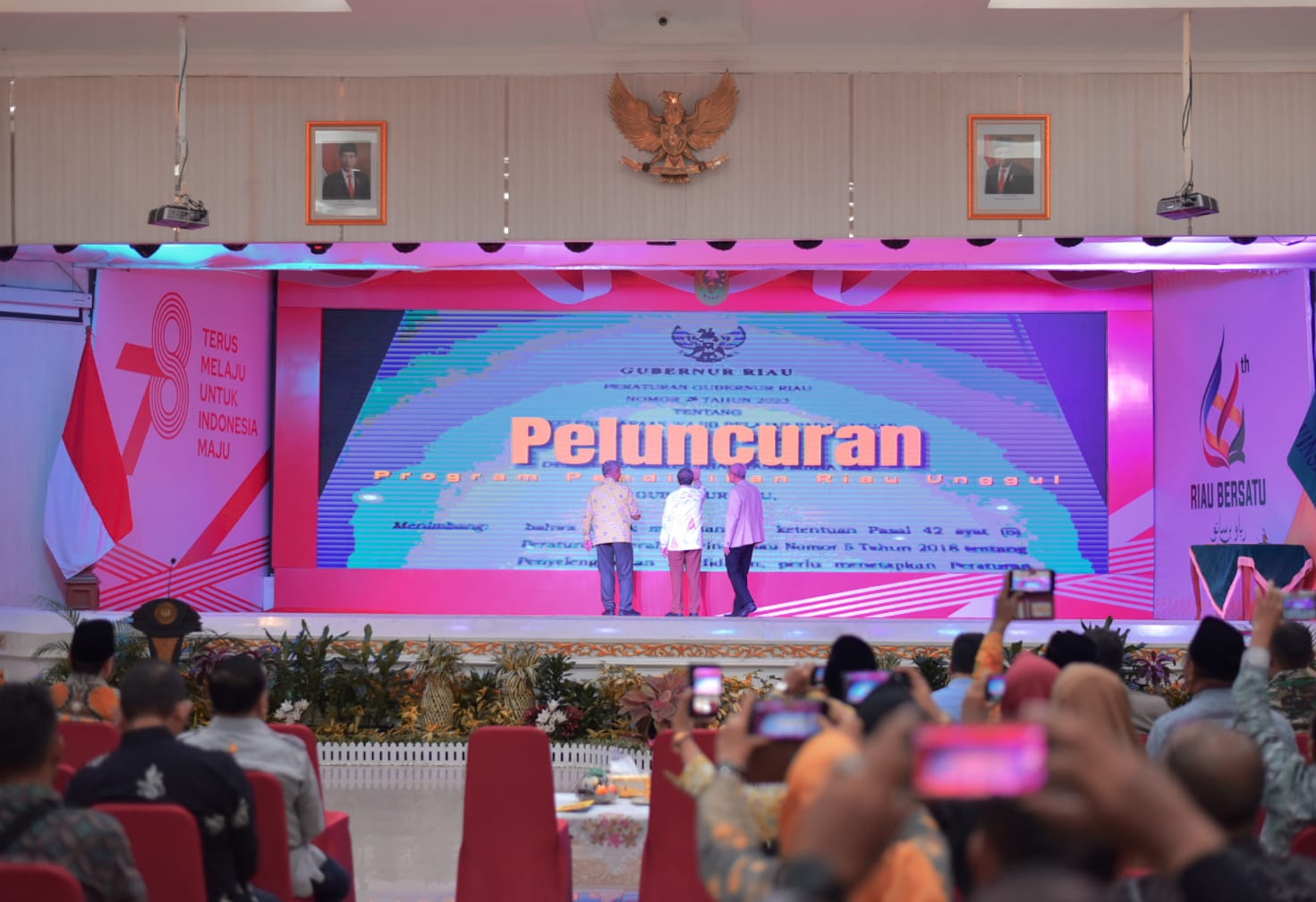 Riau Luncurkan Pendidikan Berbasis AI Pertama di Indonesia
