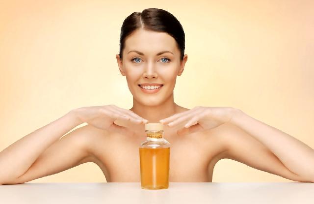 4 Manfaat Madu Bagi Perawatan Kulit Wajah yang Alami