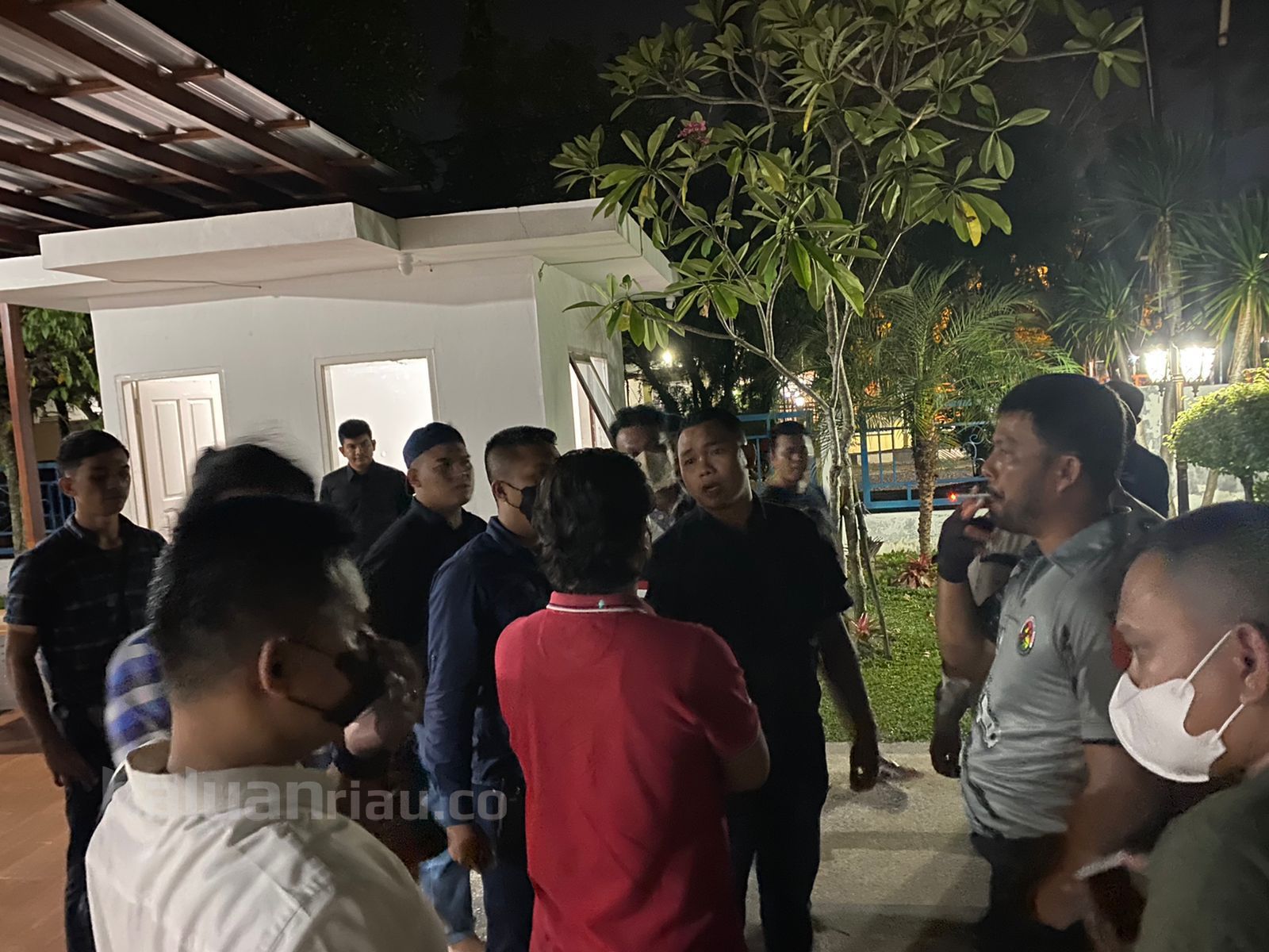 Salah Satu Penyerang Rumdin Wakil Ketua DPRD Riau adalah ASN