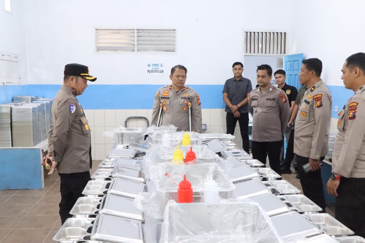 AKBP Raden Rikcy Pastikan Dapur MBG Polres Kuansing Sesuai Standar