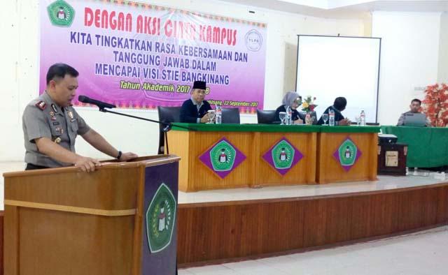 Kuliah Umum di STIE Bangkinang, Kapolres Sampaikan Sejumlah Strategi