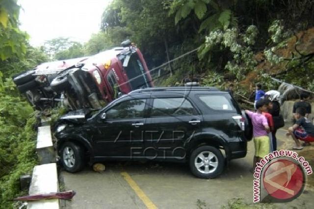 Pemprov Evaluasi Tambang di Jalur Sumbar-Riau