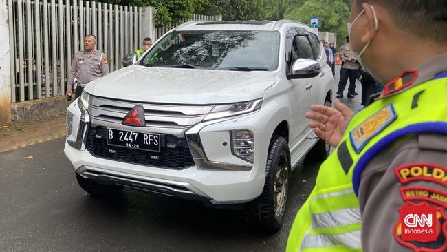 Ajaib, Mobil Purnawirawan AKBP Eko Berubah Warna Saat Rekontruksi Ulang