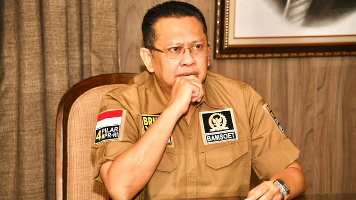 Corona Kembali Mengganas, Ketua MPR Minta Pemerintah Tunda Belajar Tatap Muka 