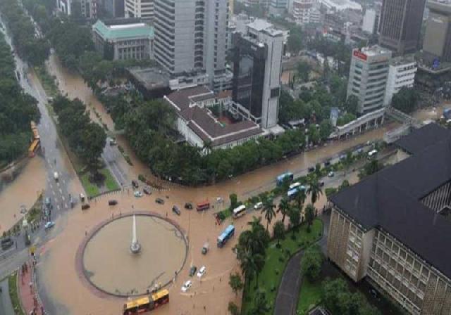 Komisi C Tinjau Jalan Nasional