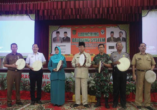 Bupati Launching Bridging System Puskesmas