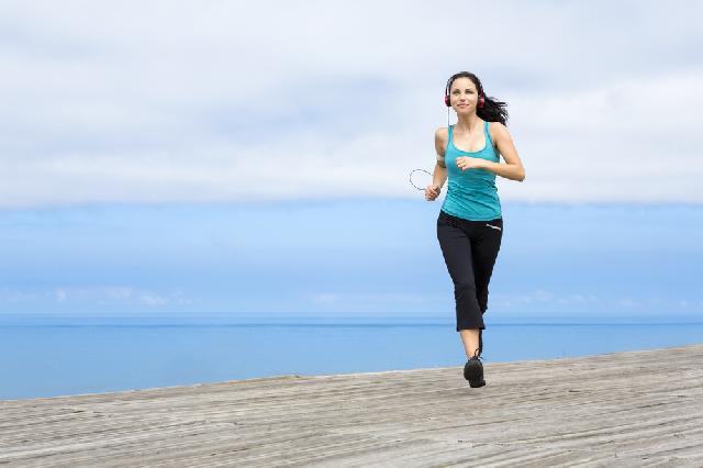 Tubuh Sehat Hanya Dengan Olahraga Lari 5 Menit?