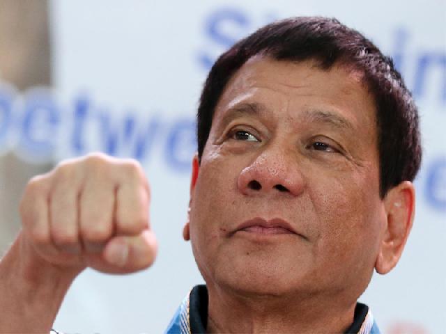 Duterte Resmi Nyatakan Pisah dengan AS