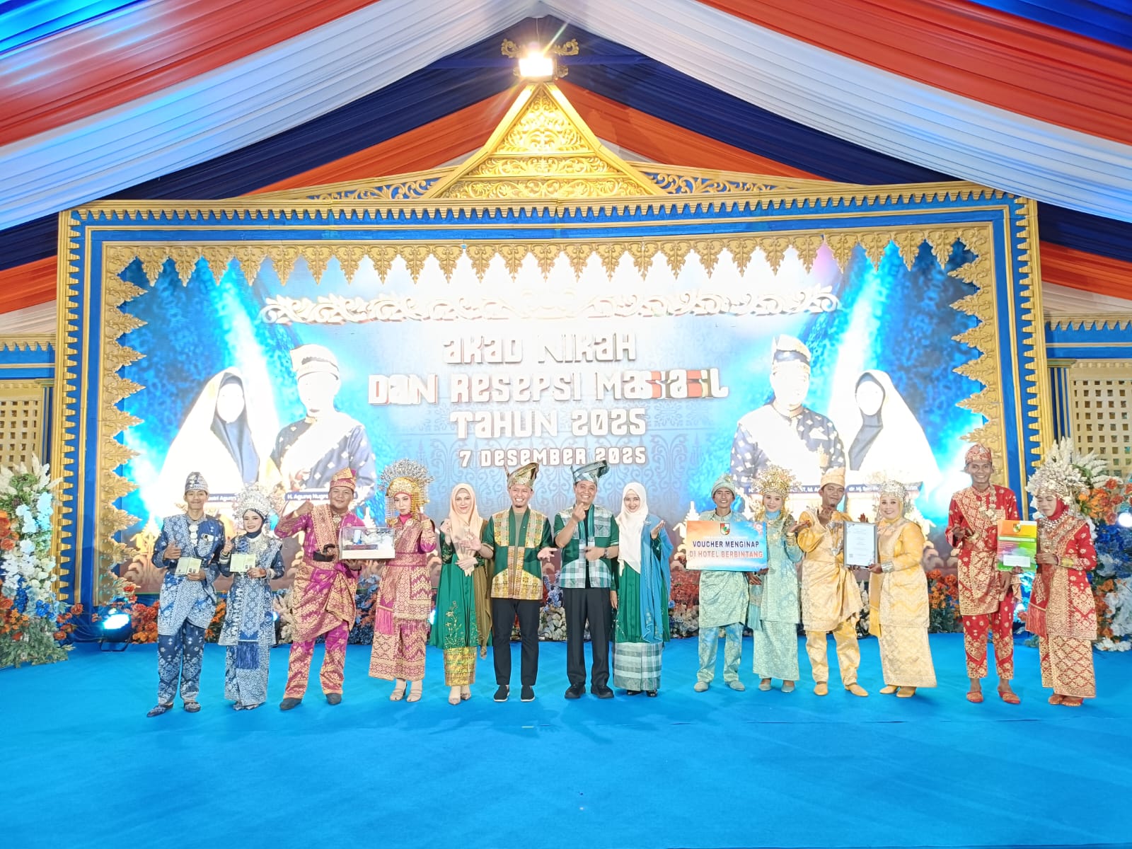 71 Pasangan Nikah Massal, Pemko Pekanbaru Terima Penghargaan MURI