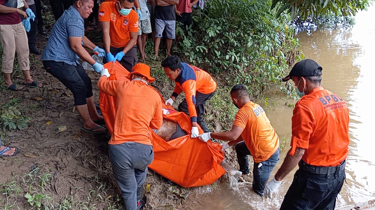 Masyarakat Temukan Mayat Mengapung di Sungai Batang Lubuh