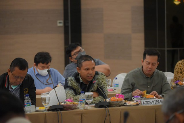 Anggota DPR RI Soroti Kelebihan Tanah HGU Perkebunan Sawit di Riau
