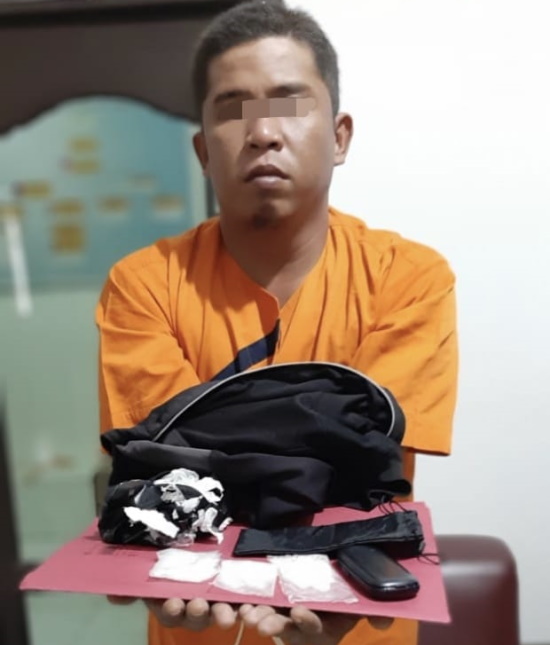 Dapat dari Pemasok Pekanbaru, Warga Inhil Ditangkap Polisi Saat Edarkan Sabu di Inhu