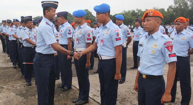 109 Personel Naik Pangkat, Ini Pesan Danlanud Roesmin Nurjadin