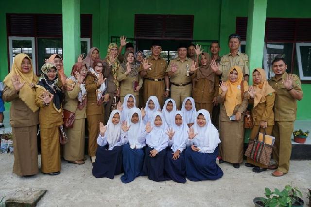 Bupati Inhil Sidak SMPN 1 Tembilahan