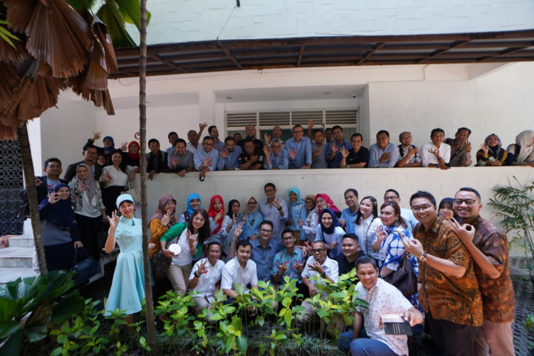Lakukan Koordinasi, Sandiaga Beri Semangat Tim OK OCE Indonesia