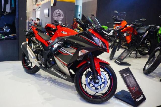 Kawasaki Ninja 250 Warna Baru