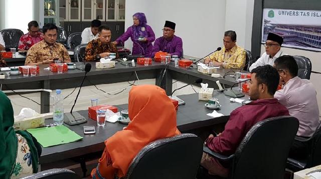 30 PTS di Riau Sepakat Tunjuk WR III UIR Ketua Forkomawa