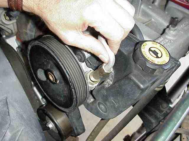 Dua Kesalahan Bikin Power Steering Cepat Rusak