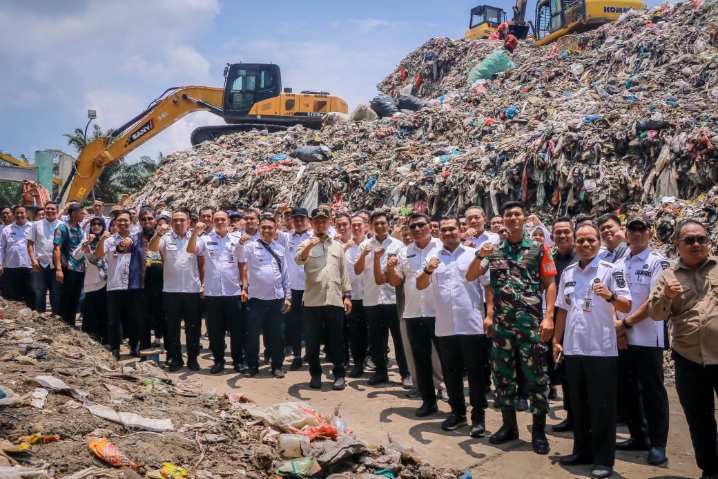 Wako Agung Kumpulkan Camat dan Lurah di TPA Muara Fajar