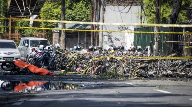Ini Motif 2 Keluarga Lakukan Bom Bunuh Diri di Surabaya