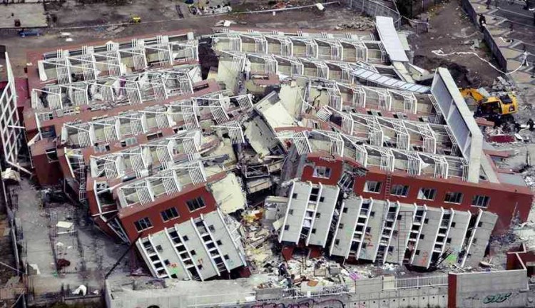 Gempa M 8,0 Guncang Peru, Rusak Bangunan Hingga Jalan Layang
