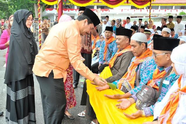 Wakil Bupati Lepas 177 JCH Inhu