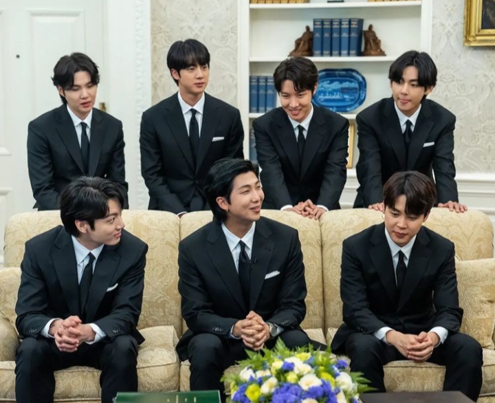 Comeback Acara Musik Setelah Dua Tahun Absen, BTS Promosikan Album Barunya