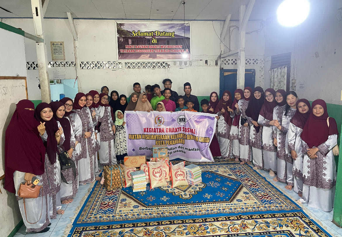 Sampena Peringatan Hari Ibu 2025, IKKD Pekanbaru Salurkan Bantuan Sembako ke Dua Panti Asuhan