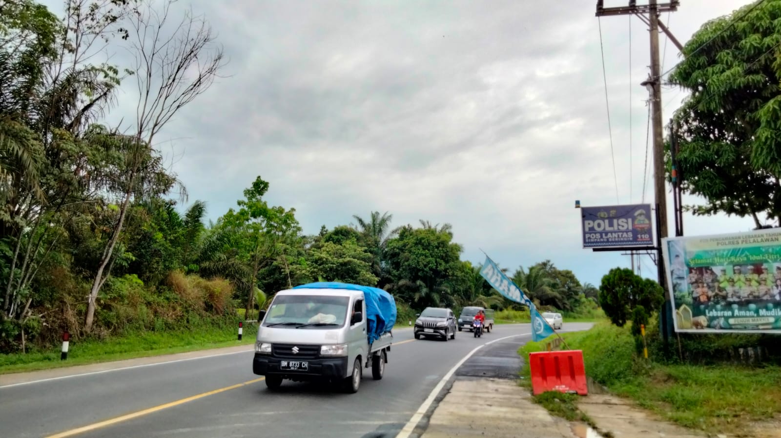 Lebaran Hari Kedua, Arus Lalulintas Lintas Pelalawan Ramai