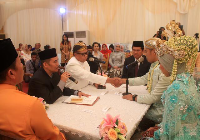 Lebih Seribu Undangan Hadiri Pesta Sonya-Galih