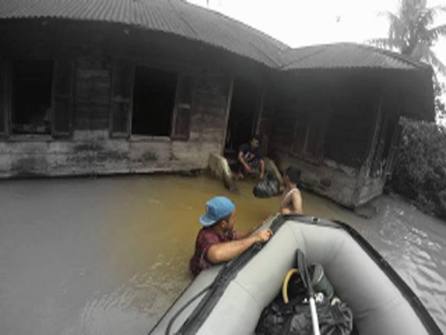 KNPI Peduli Banjir