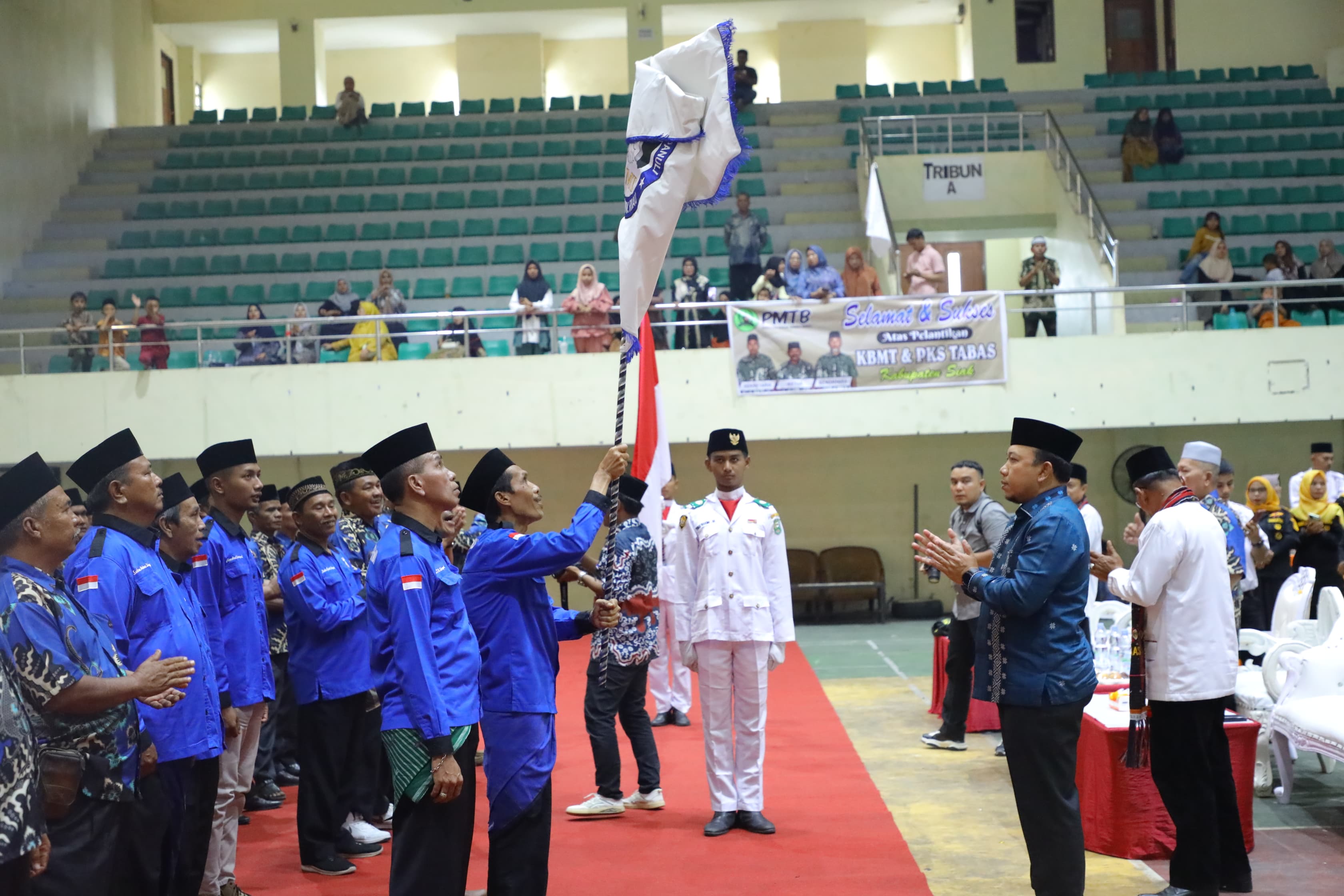 Wabup Siak Husni Merza Lantik KBMT dan PKS Tabas