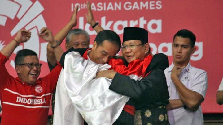 Begini Komentar Fadli Zon Soal Jokowi dan Prabowo Berpelukan