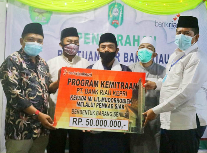 BRK Bantu Pembangunan Ponpes MI Lil-Muqorrobien, Bupati Siak: Semoga Jadi Keberkahan Bagi Kita Semua