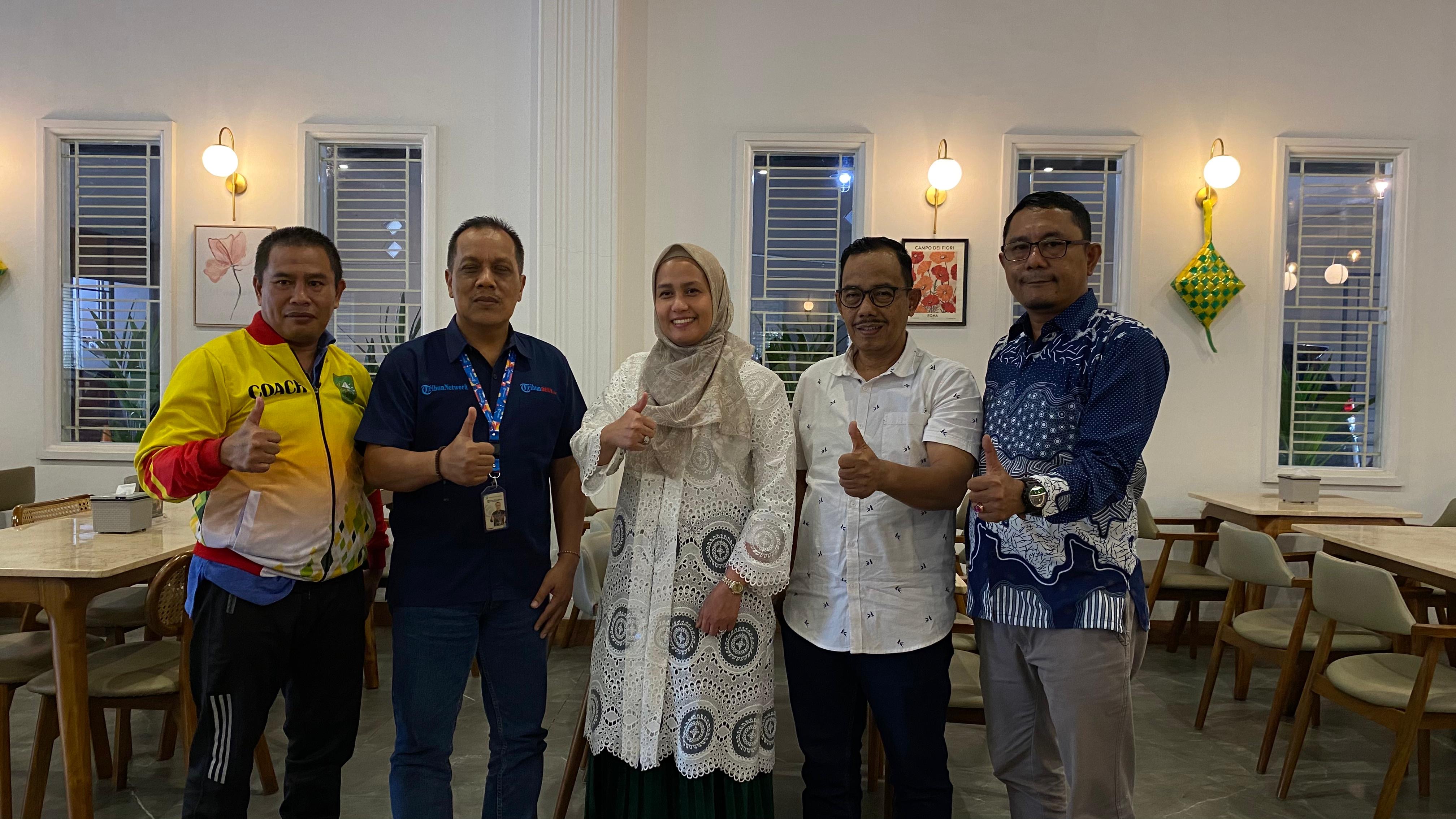 Anggota DPR RI Karmila Sari Gandeng AMCD Jalani Program